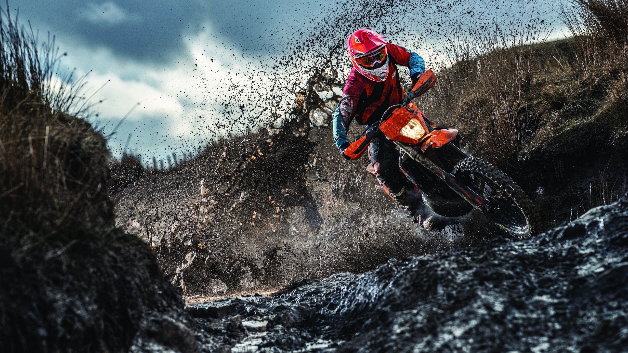 南非队意气风发，勇于向前，足球南非队