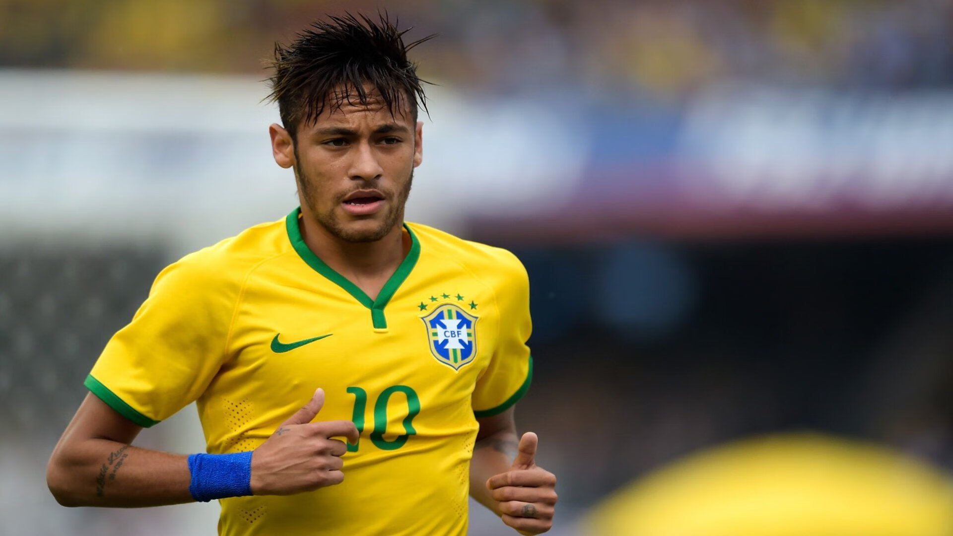 红牌事件频发，裁判组织将加强比赛执法，红牌判罚的几种情况